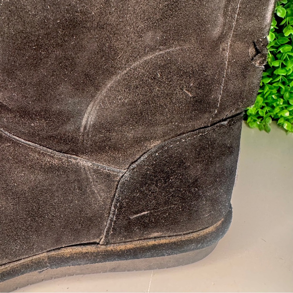 Bearpaw Black Boots with Lace Up Back Size 10 - Picture 12 of 12